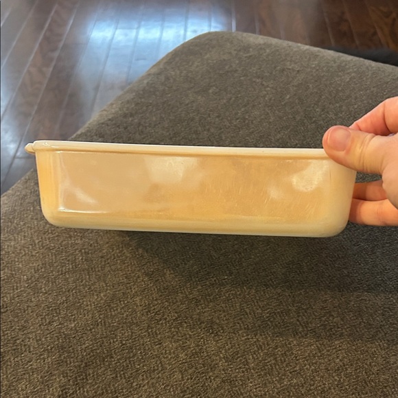 Vgt Anchor Hocking Fire King milk glass peach lustre baking dish. - Picture 2 of 4